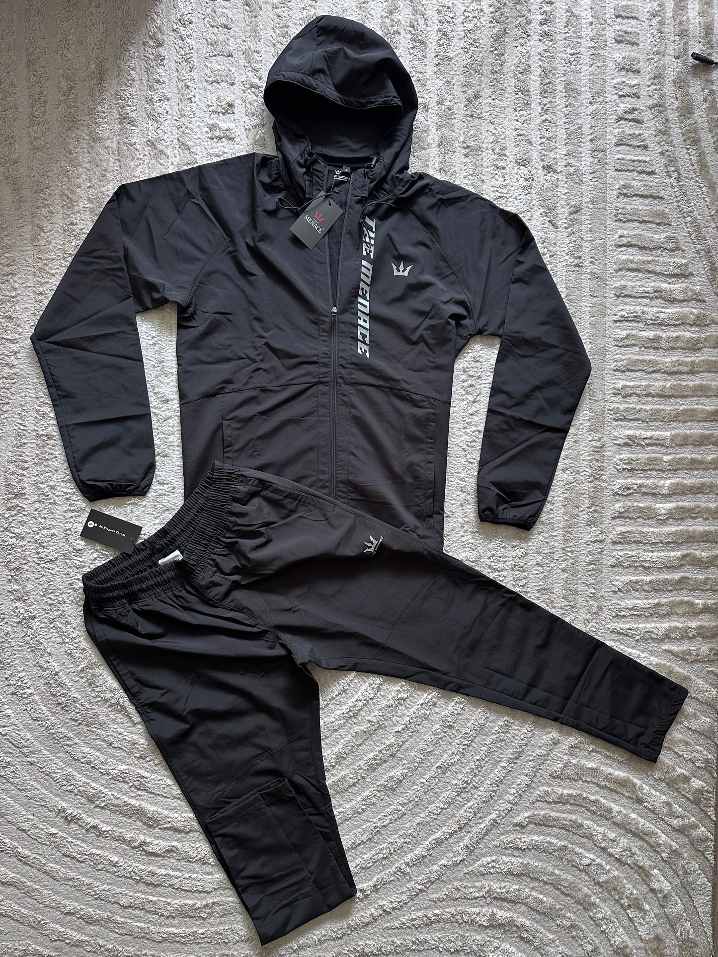 The Black Menace ( Ensembles )