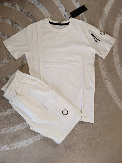 Ensemble short t short